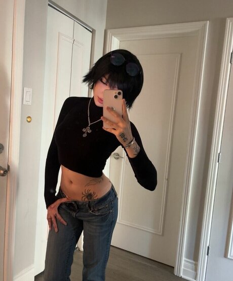 巨乳 パイズリ OnlyFans 無料ポルノ 写真