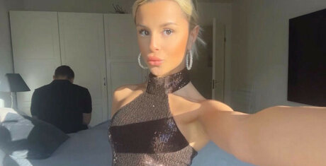 Bellalupascu エロティックモデル 写真