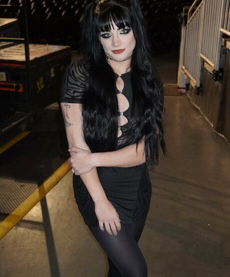 裸ヌードOnlyFans セクシーヌード 写真