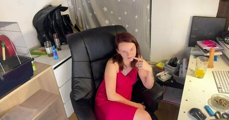 妊娠中のアジア人オンリーファンズ 美しいヌード 写真