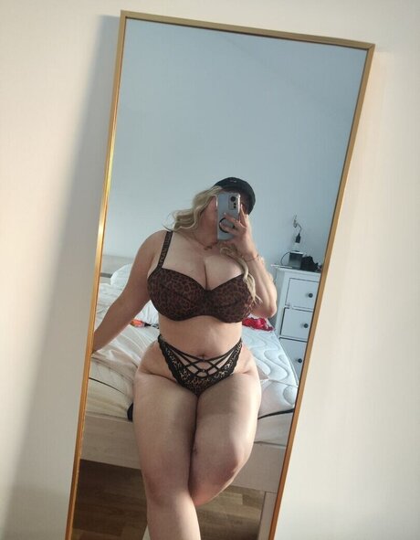 Dienaxkteanna 高品質女優 画像