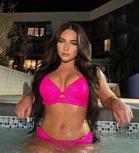 Michelle Kennelly アダルトモデル 写真