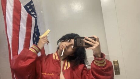 黒檀の猫オンリーファンズ ポルノ 写真