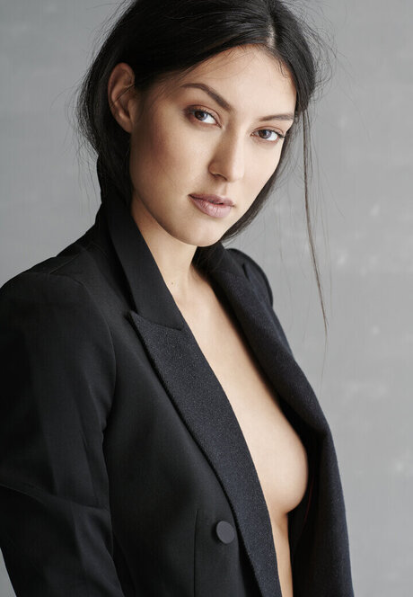 ヴィゴ・オンリーファンズ ホットxxx 写真