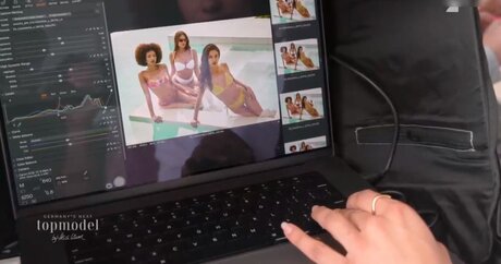 黒猫のOnlyFans トップ 画像