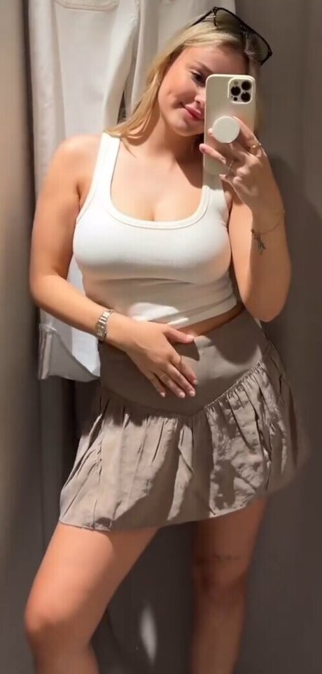 妊娠中のアジア人オンリーファンズ 無料エロ 画像