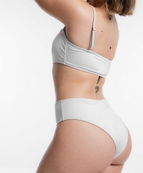 ブラジルの猫オンリーファンズ セクシーxxx 画像