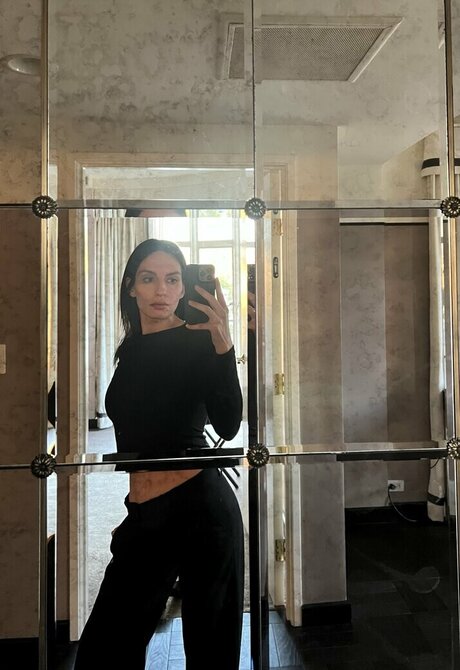 足フェチオンリーファンズ アダルト ギャラリー