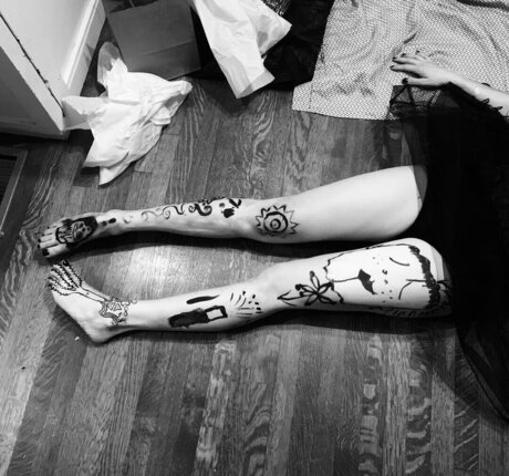 Britt Lower ポルノスター ホット ギャラリー