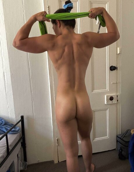 AryFitQueen ポルノモデル 写真