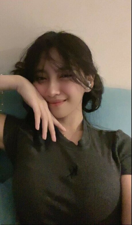 ポーグエボニーオンリーファンズ セクシー 写真