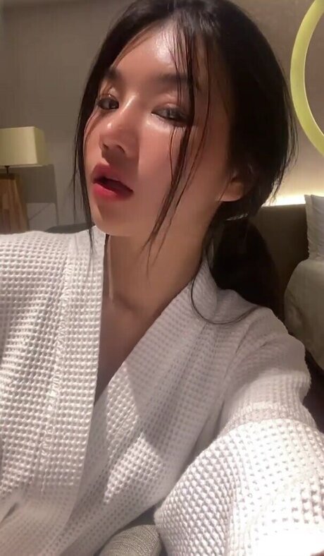 巨乳 パイズリ OnlyFans 無料ヌード ギャラリー