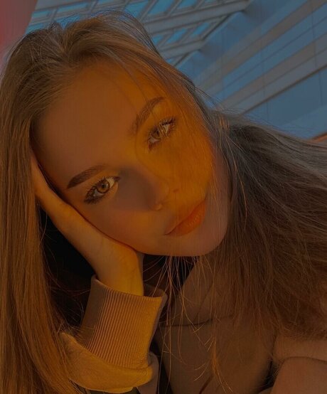 巨大なチンポを持つシーメールオンリーファンズ 無料エロ ギャラリー