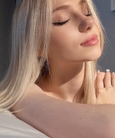 Kitty Mae 最高のモデル 写真