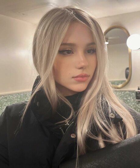 Kitty Mae 素敵なモデル 画像