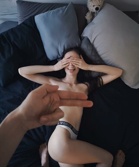 黒猫のOnlyFans 美しいポルノ 写真