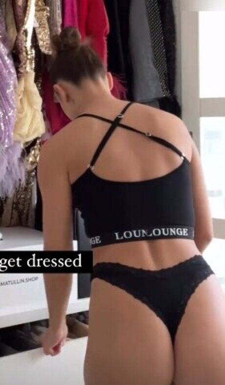 18 アジア人 オンリーファンズ アダルト 画像