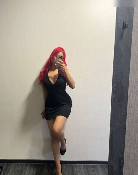 巨乳の赤毛オンリーファンズ ポルノ 写真