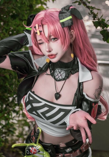 riri thisway アダルトモデル 画像