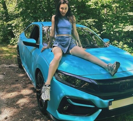 Lera Sky 美しい女優 写真