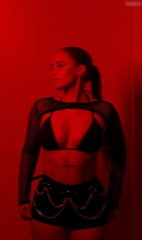 セクシーなドレスOnlyFans アダルト アーカイブ