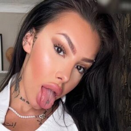 女装オンリーファン 無料アダルト 写真