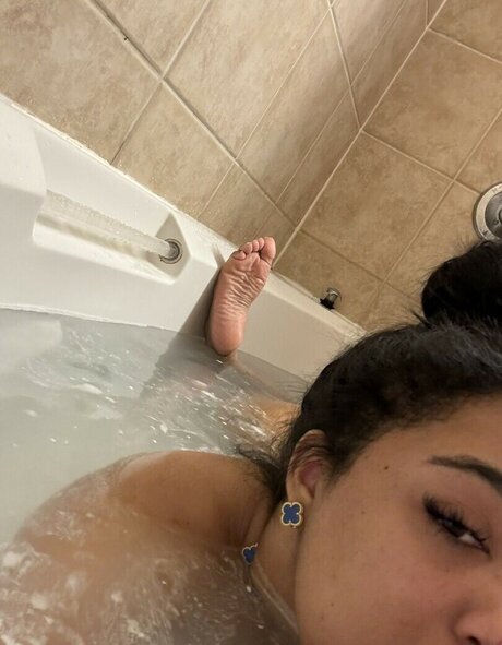 かわいいシーメールオンリーファンズ 無料 アーカイブ