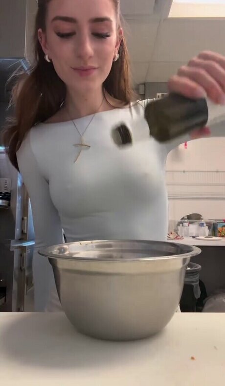 Giulia Bruno 高品質モデル 画像