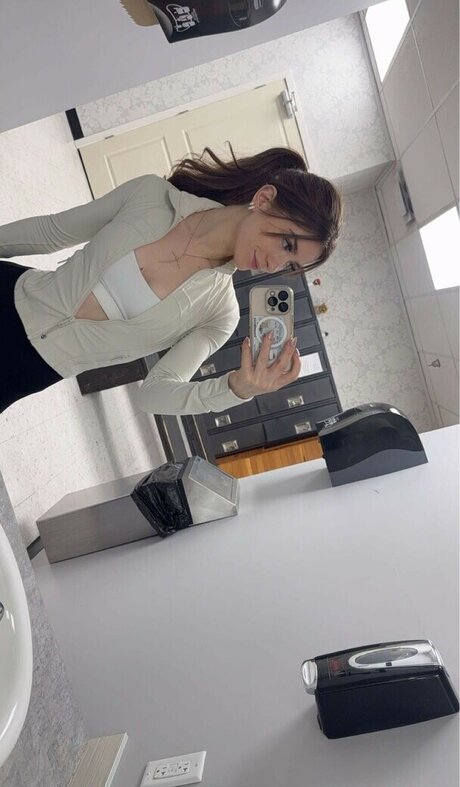 Giulia Bruno xxxスター 画像