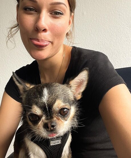 赤毛ティーンオンリーファンズ ポルノ 写真