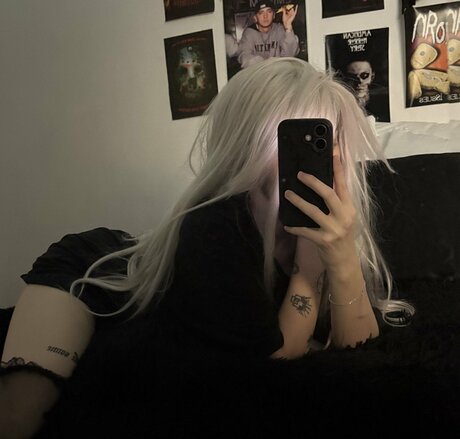 farryndoll ポルノスター 写真