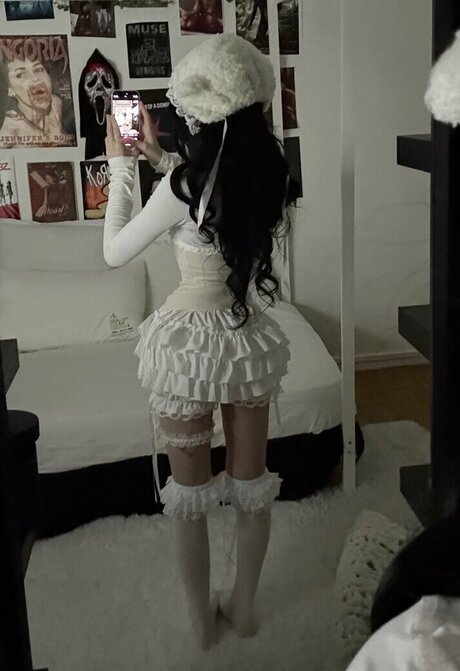 farryndoll ポルノスター 写真