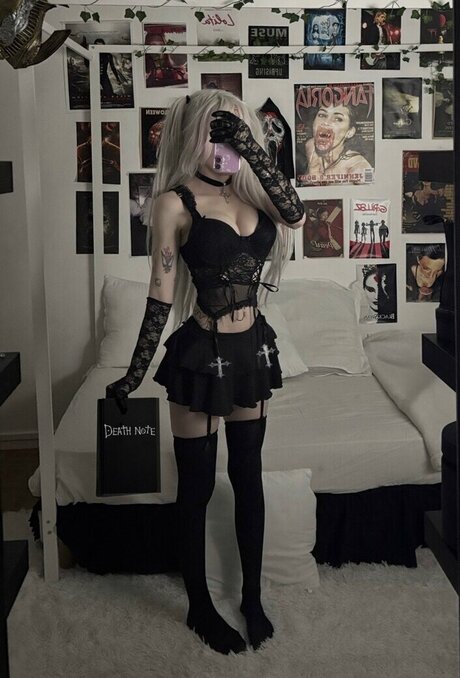 farryndoll ホットなモデル 写真