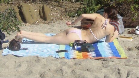 巨乳ブルネットオンリーファンズ 美しいヌード 写真