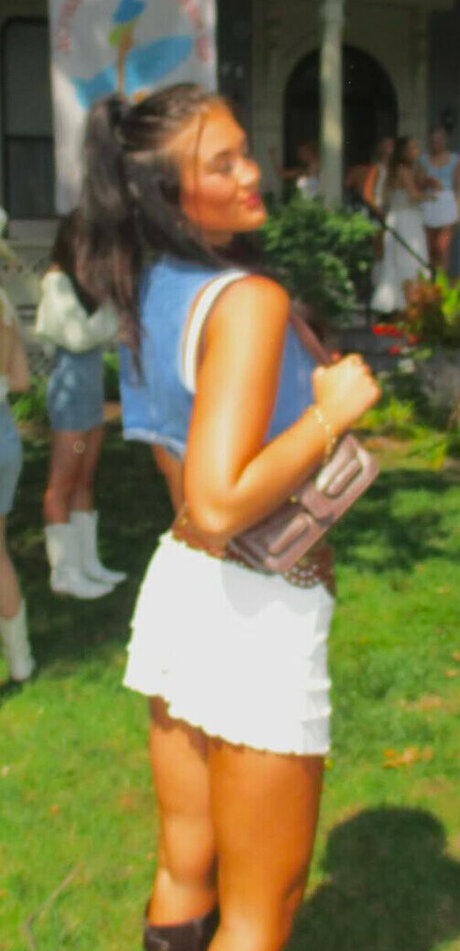 Lexi Mercile ヌードのポルノスター 画像