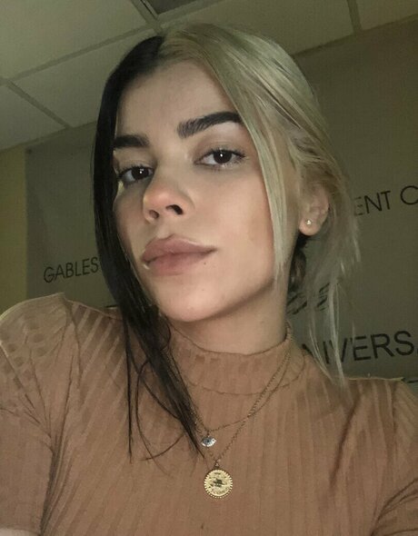 Kruellavill ポルノスター パーフェクト 写真