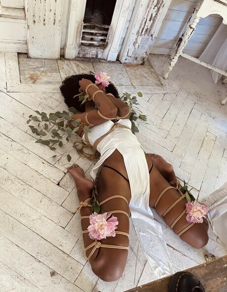 sveltegoddess 完璧な女優 写真