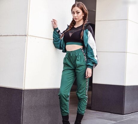 BBW パウグ オンリーファンズ アダルト 写真