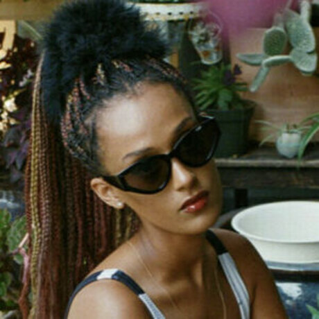 おばあちゃんの熟女OnlyFans HD 画像