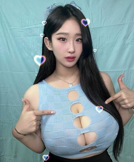 巨乳 パイズリ OnlyFans セクシーxxx 写真