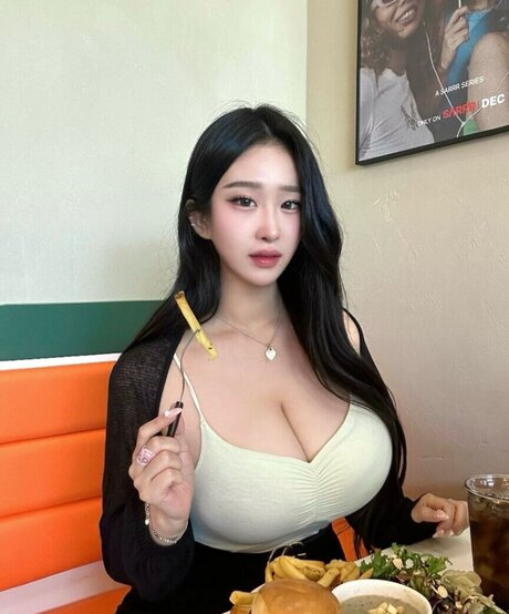 Dahee0326 Dh oh eb アートスター 画像