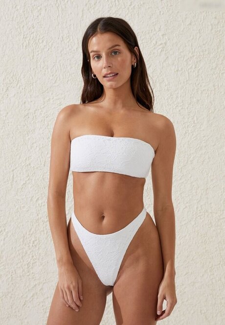 アジアの若者OnlyFans ホットポルノ 画像