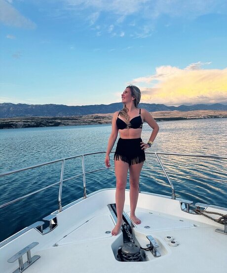 ぽっちゃり黒人OnlyFans えろ ギャラリー