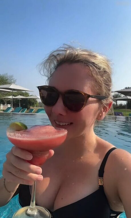 BBW妻オンリーファンズ 美しいヌード 写真