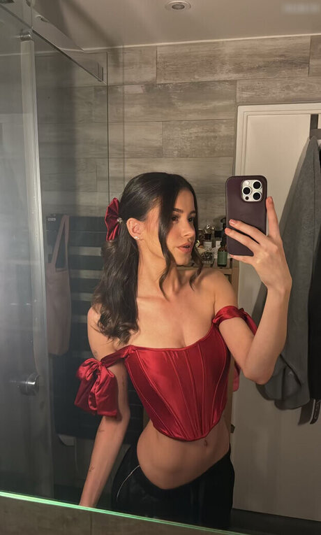 ポニーテールオンリーファンズ 美しいxxx 写真