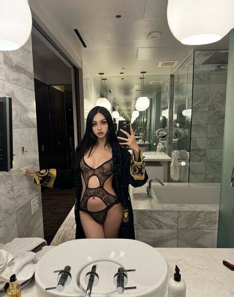 日焼けしたOnlyFans 無料セクシー 画像