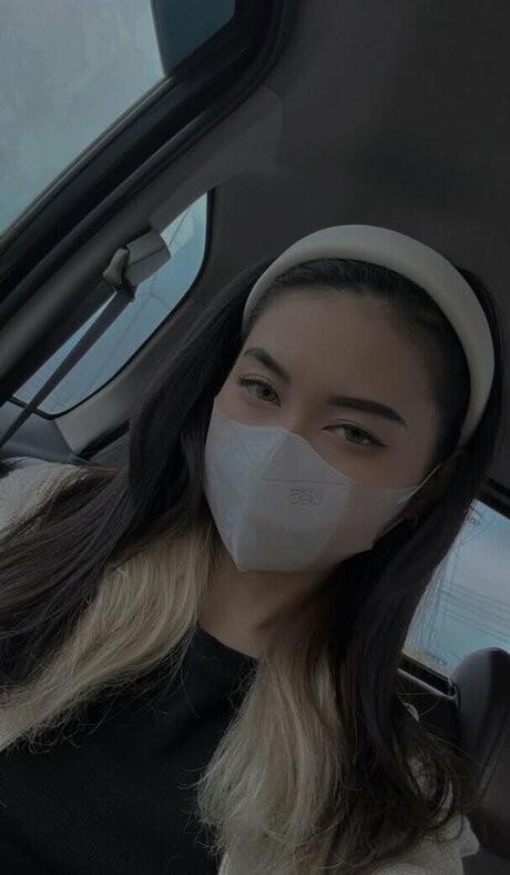 JOIアジアンOnlyFans 無料ヌード 画像