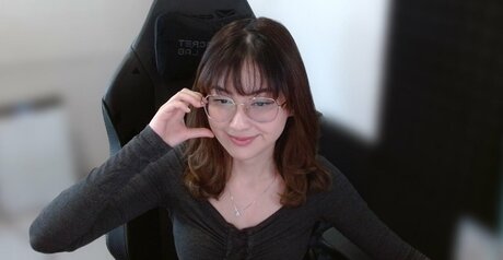 Swansage アートモデル 写真