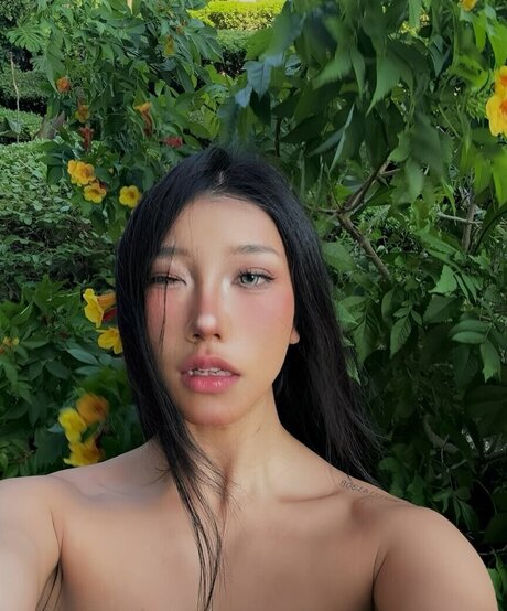 hypothxxcajal 裸のポルノスター 画像