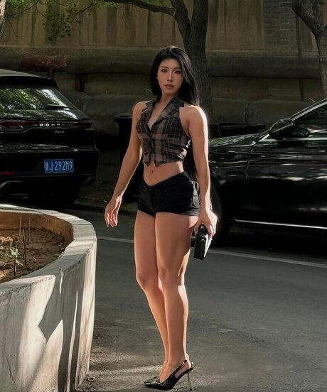 ロシアのお母さんOnlyFans エロ 画像